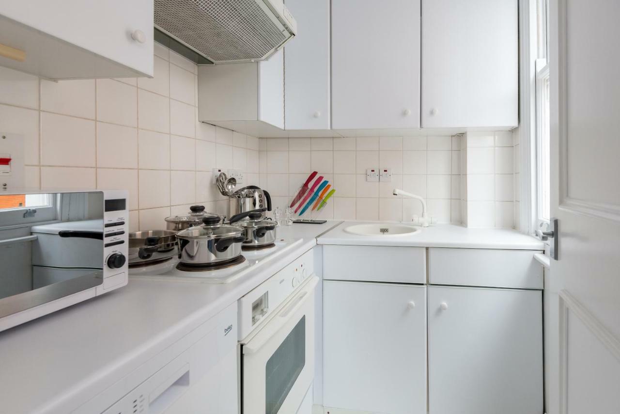 One Bedroom High Street Kensington Apartment London Eksteriør billede